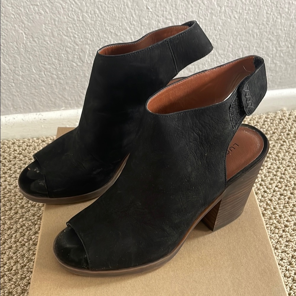 Lucky Brand Black Heeled Boots with Chunky Heel